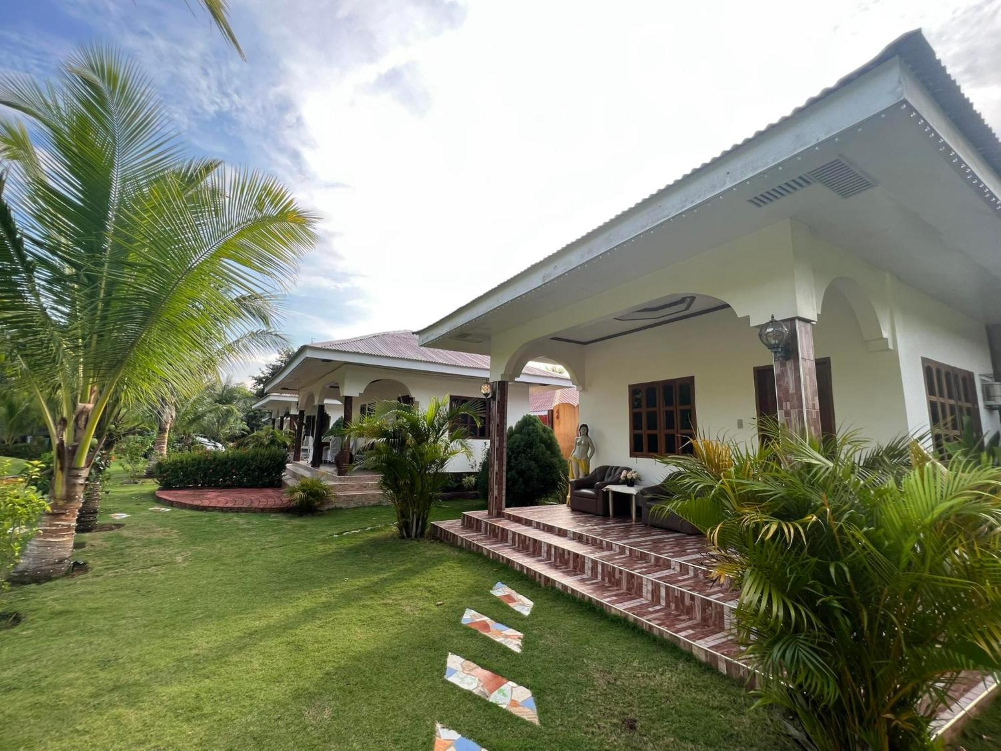 E&N Paradise Island Resort Siquijor Habitación foto